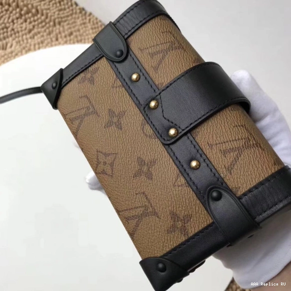 Aaa replica ru Malle Louis Vuitton Petite Clutch Trunk 0806